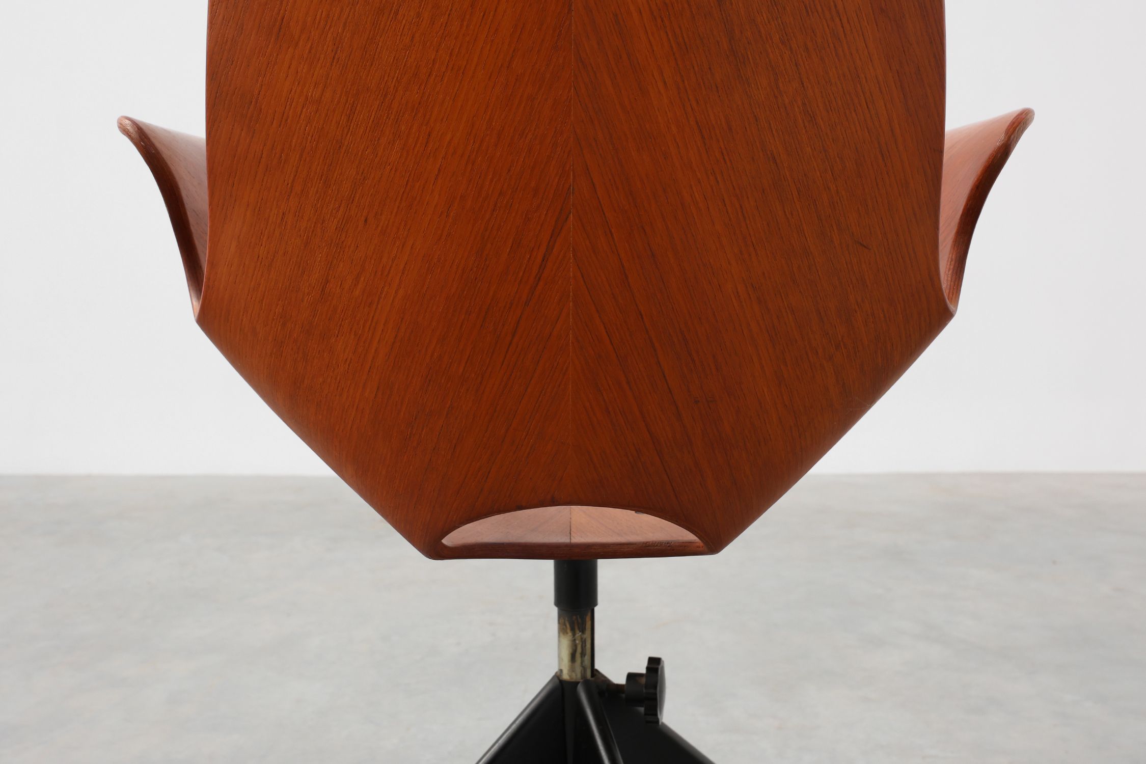 Medea office chair by Vittorio Nobili for Fratelli Tagliabue, Italy 1950sthumbnail